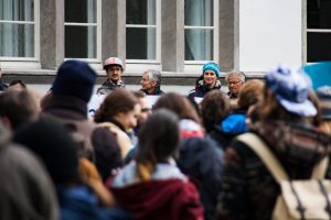 Gruppe von Menschen beim Science March