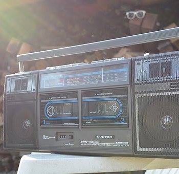 Radiogerät in der Sonne