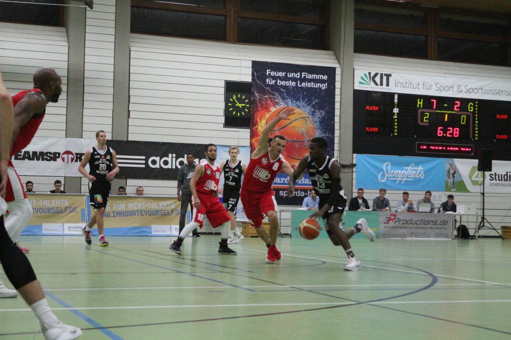 Basketballer im Spiel